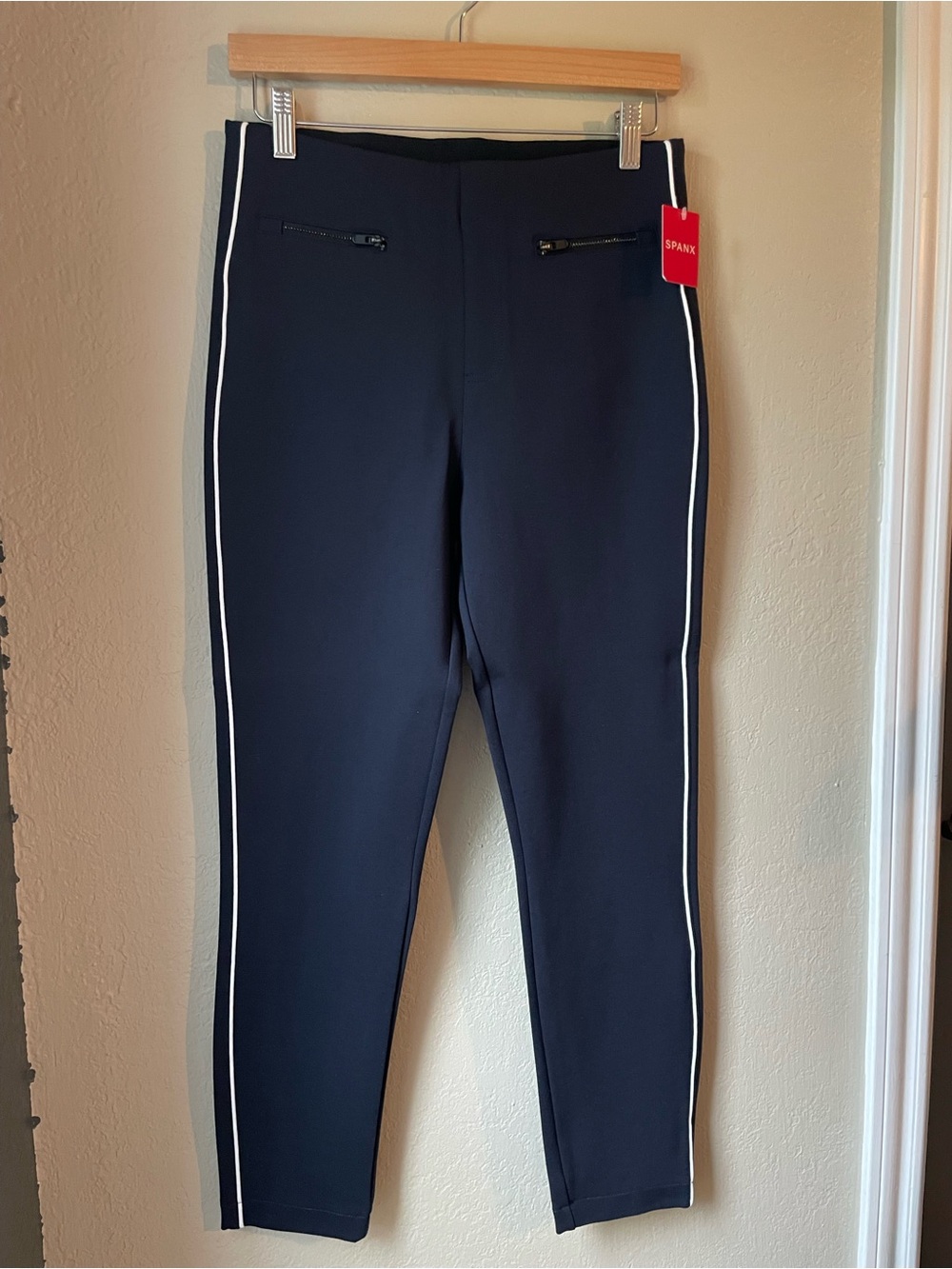 NWT SPANX The Perfect Pant Piped Ankle Skinny Pants Women's Size M Classic Navy